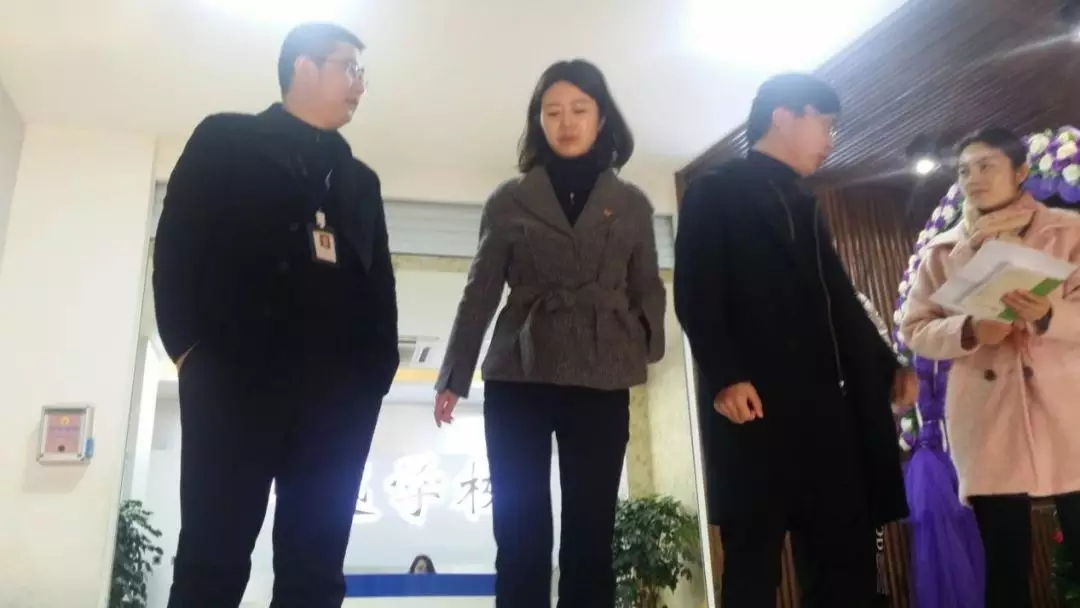 熱烈祝賀川越教育共青團(tuán)總支部委員會(huì)成立了！