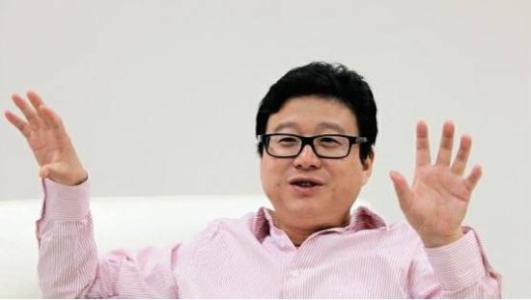 丁磊談青少年沉迷玩手機(jī)，家長與社會需要反思！