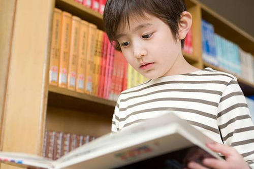 怎么培養(yǎng)一個超愛讀書的孩子？