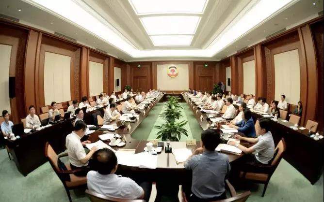 國家有錢了，民辦學(xué)校就該退場了？