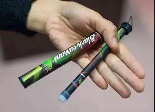警惕！這個東西在影響孩子身心健康，家長一定要注意 | 特別關(guān)注